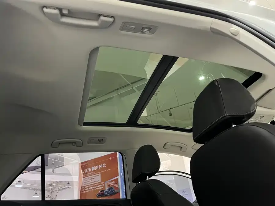 Volkswagen T-Roc T-ROC 2022 280TSI DSG 2WD Comfort PLUS 2022 — миниатюра 5