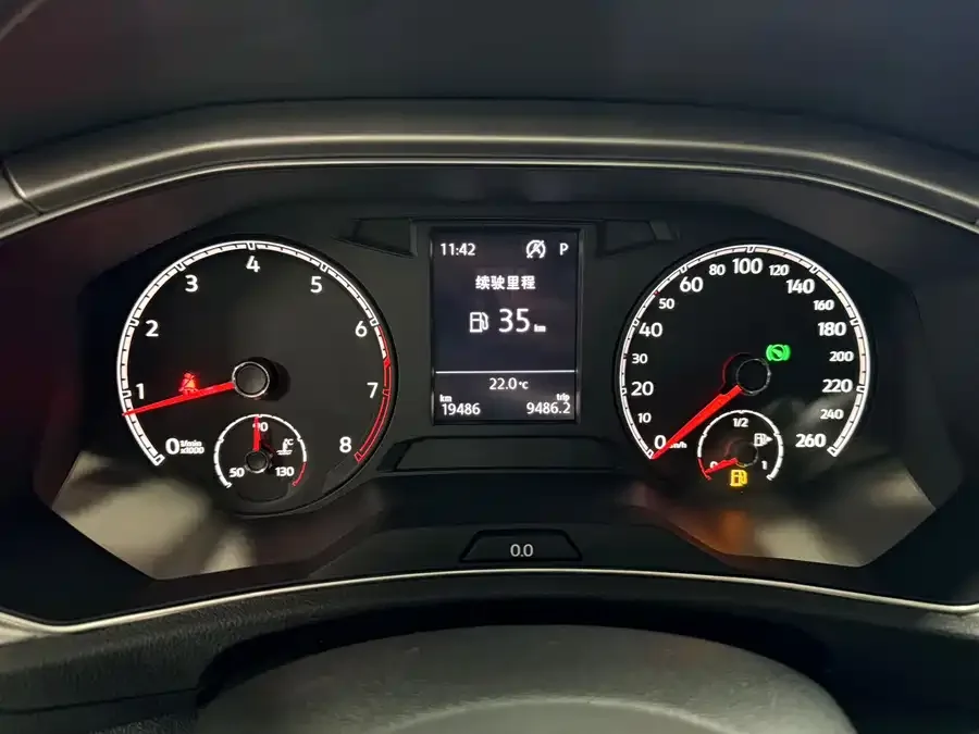 Volkswagen T-Roc T-ROC 2022 280TSI DSG 2WD Elite PLUS 2023 — миниатюра 3