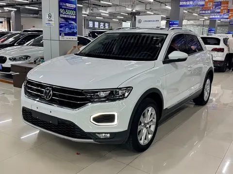 Volkswagen T-Roc 2023 купить в Москве