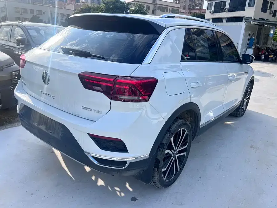 Volkswagen T-Roc T-ROC 2022 280TSI DSG 2WD Comfort PLUS 2023 — миниатюра 2