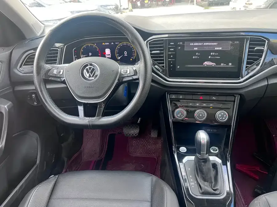 Volkswagen T-Roc T-ROC 2022 280TSI DSG 2WD Comfort PLUS 2023 — миниатюра 4