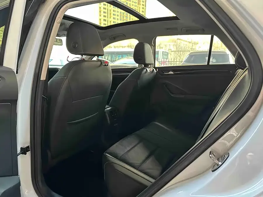 Volkswagen T-Roc T-ROC 2022 280TSI DSG 2WD Comfort PLUS 2022 — миниатюра 5