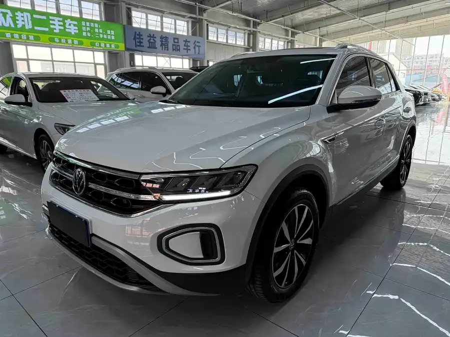 Volkswagen T-Roc 2024