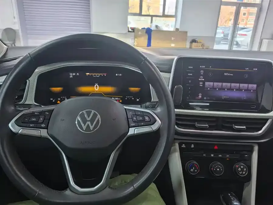 Volkswagen T-Roc T-ROC 2023 280TSI DSG 2WD Time Edition 2023 — миниатюра 5