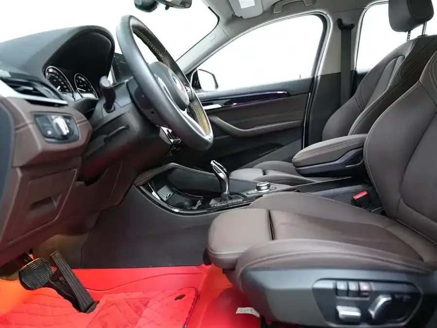 BMW X2 2023 sDrive25i M Sport Night Edition 2023 — миниатюра 2