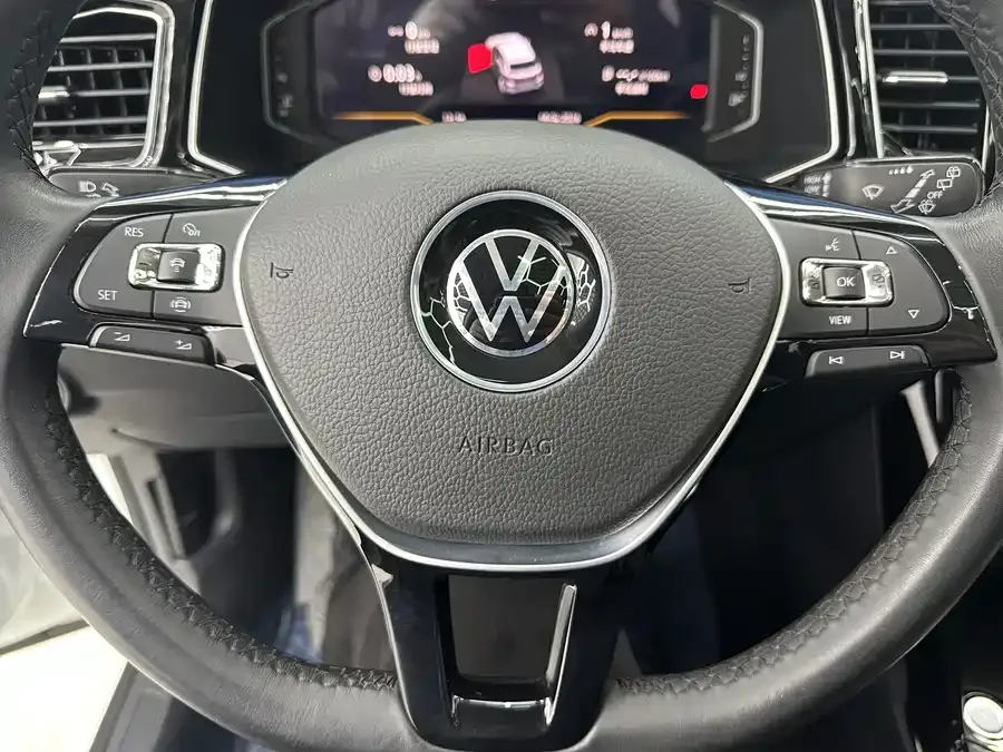 Volkswagen T-Roc T-ROC 2022 280TSI DSG 2WD Comfort PLUS 2023 — миниатюра 4