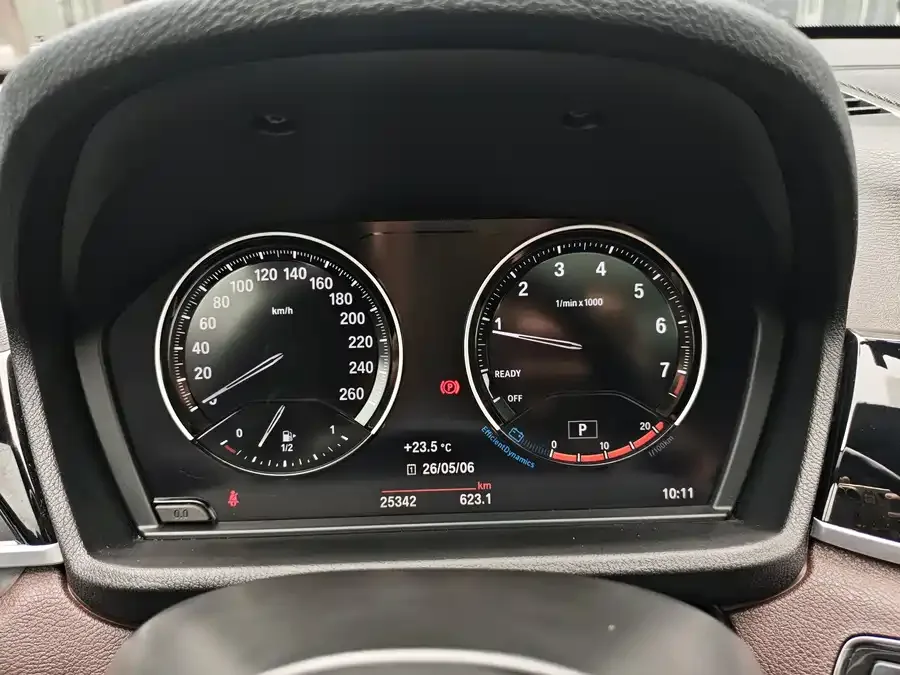 BMW X1 2022 sDrive25Li Leading Edition 2022 — миниатюра 3