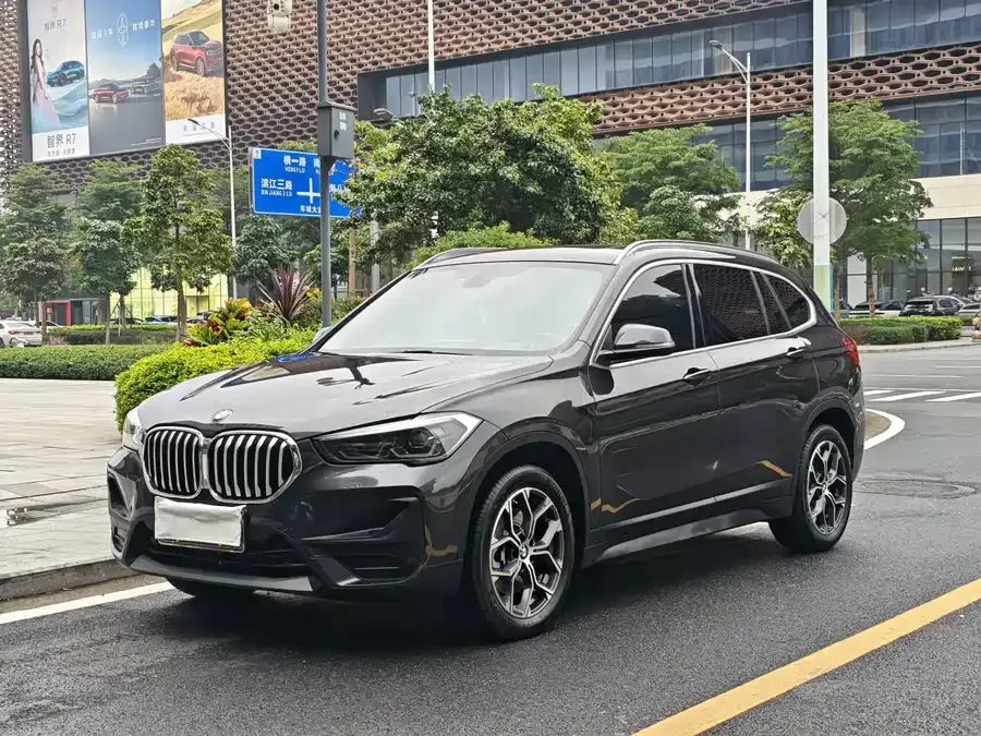 BMW X1 2022