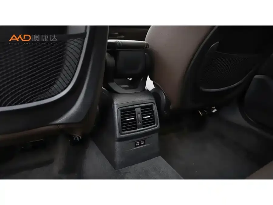 BMW X1 2022 sDrive25Li Leading Edition 2023 — миниатюра 3