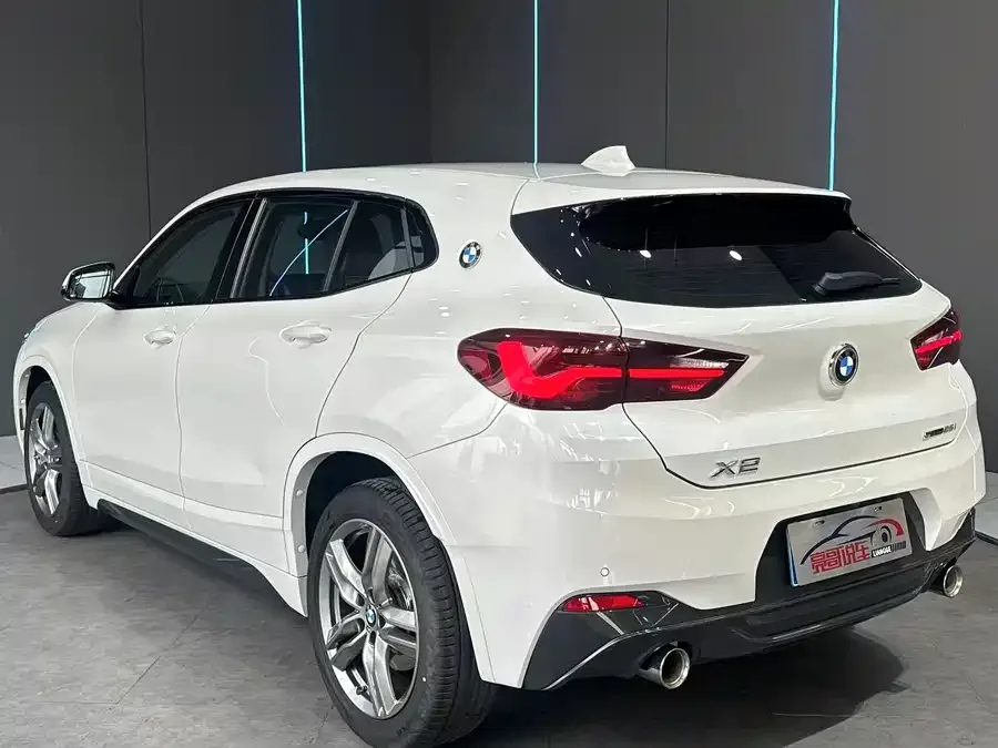 BMW X2 2021 facelift sDrive25i M Sport package 2022 — миниатюра 5