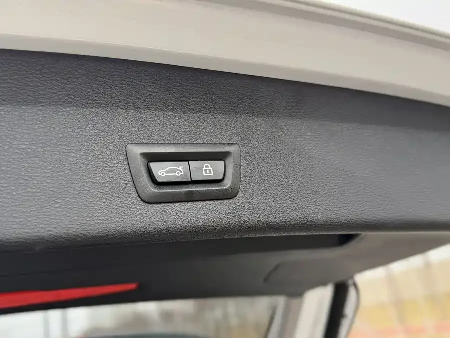 BMW X1 2022 sDrive25Li Leading Edition 2022 — миниатюра 5