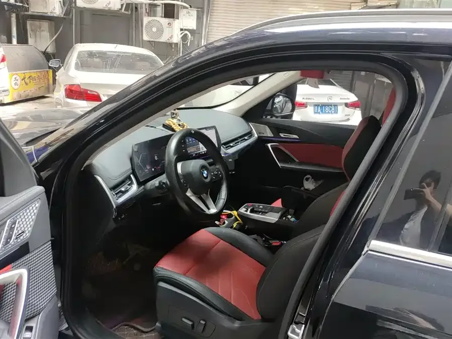 BMW X1 2023 sDrive25Li X Design Package 2023 — миниатюра 3