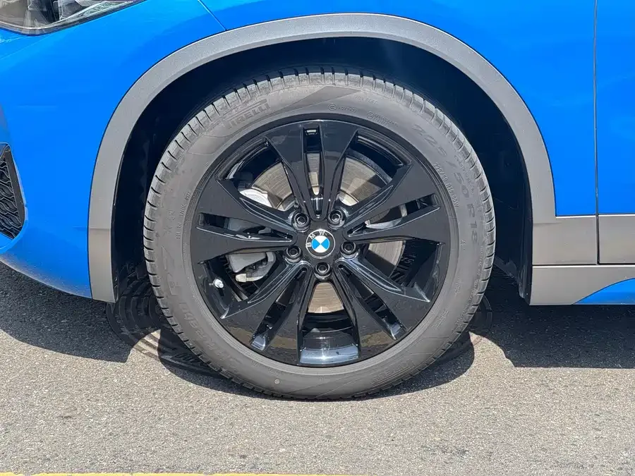 BMW X2 2022 sDrive25i M Off-Road Package 2022 — миниатюра 2