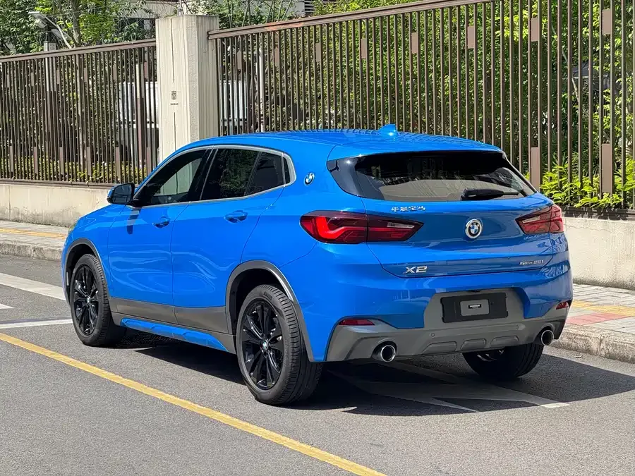 BMW X2 2022 sDrive25i M Off-Road Package 2022 — миниатюра 3