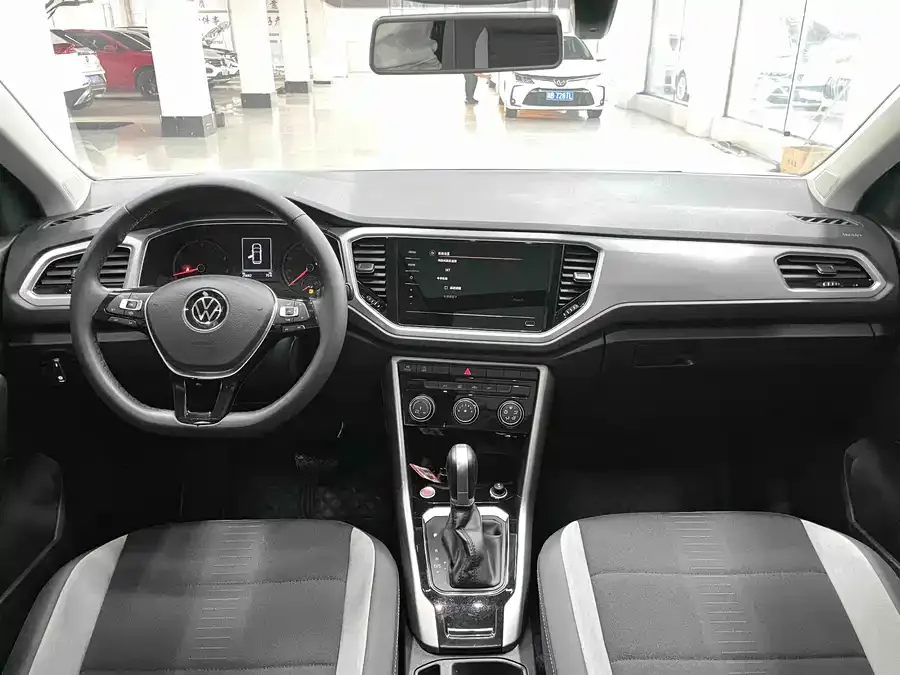 Volkswagen T-Roc T-ROC 2022 280TSI DSG 2WD Elite PLUS 2022 — миниатюра 3