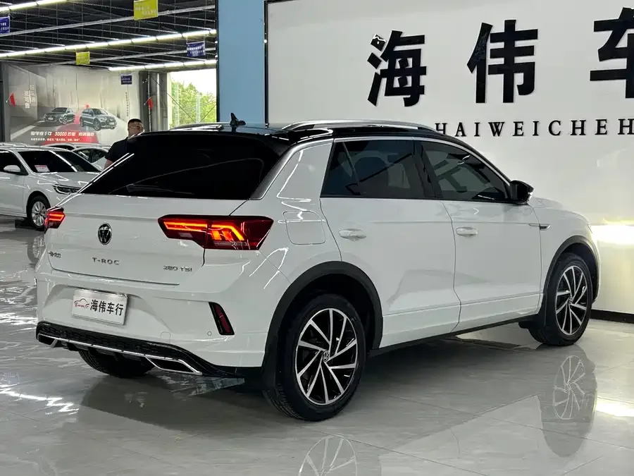 Volkswagen T-Roc T-ROC 2022 280TSI DSG 2WD R-Line Pro PLUS 2022 — миниатюра 4
