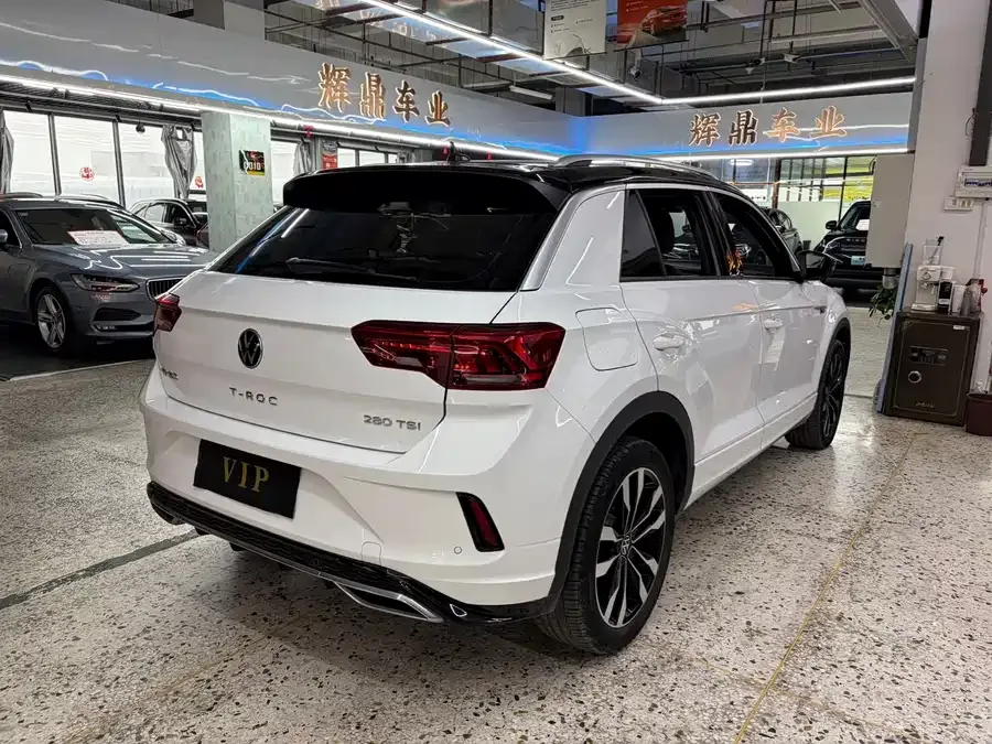 Volkswagen T-Roc T-ROC 2022 280TSI DSG 2WD R-Line Pro PLUS 2023 — миниатюра 5