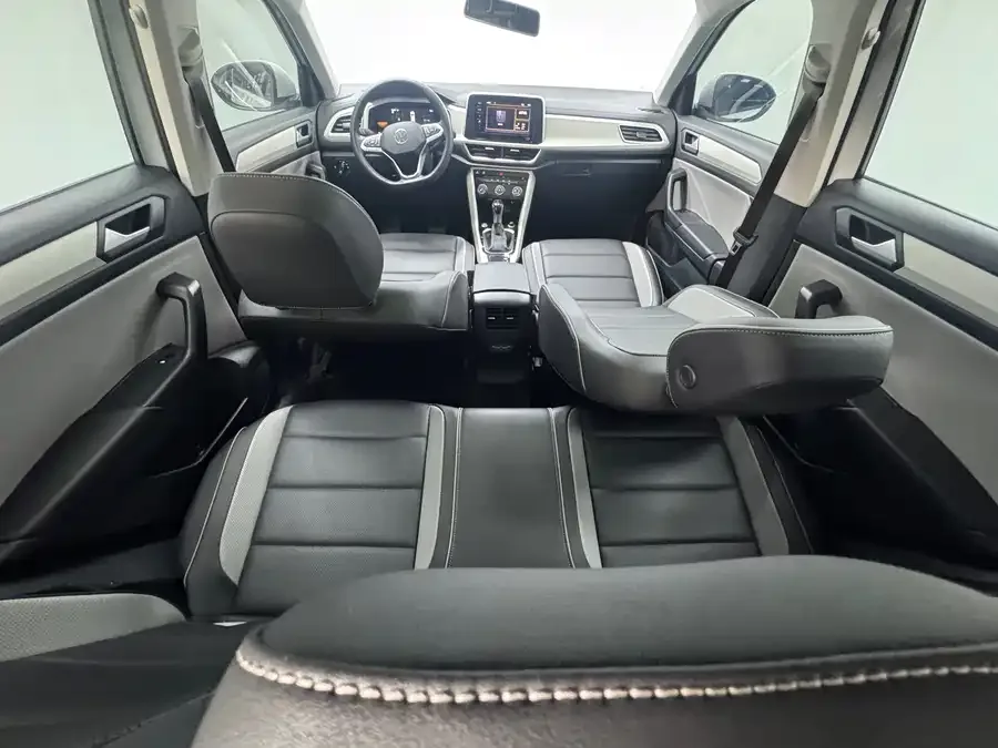 Volkswagen T-Roc T-ROC 2023 280TSI DSG 2WD Time Edition 2023 — миниатюра 3