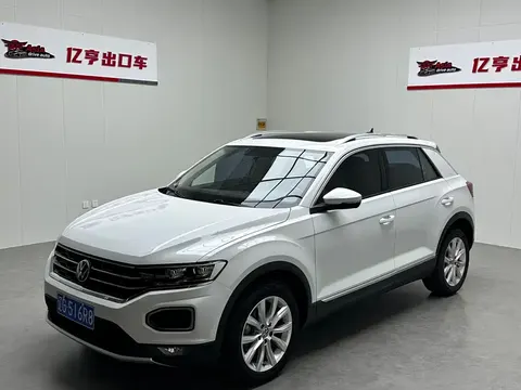 Volkswagen T-Roc 2023 купить в Москве