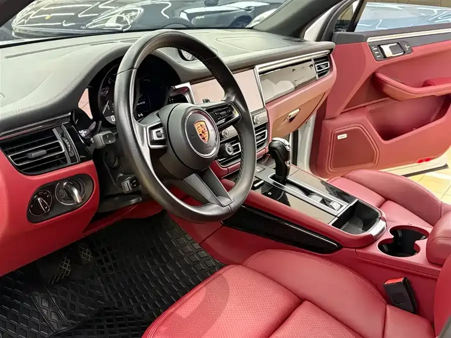 Porsche Macan Macan 2023 Macan GTS 2.9T 2023 — миниатюра 2