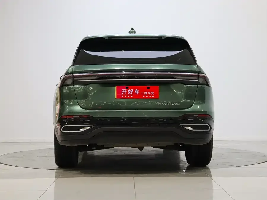 Lincoln Navigator Navigator 2023 2.0T 4WD Premium Edition 2024 — миниатюра 2
