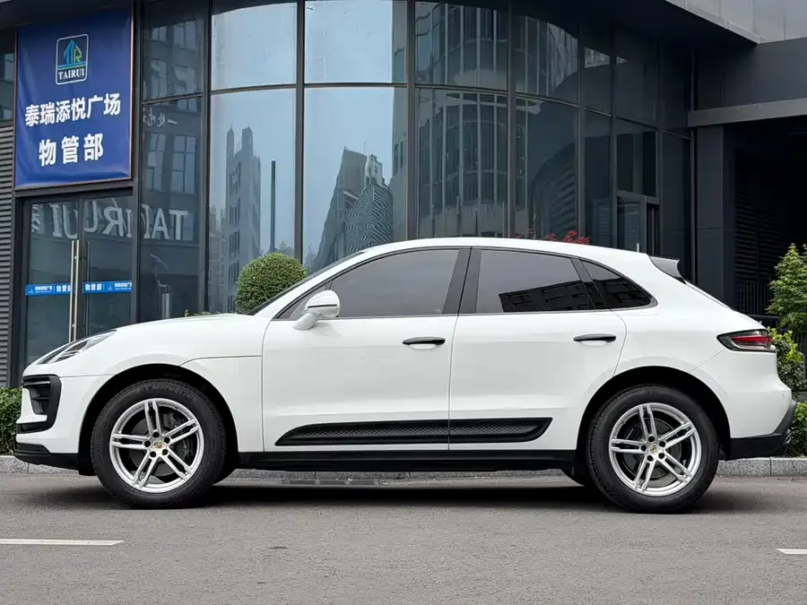 Porsche Macan Macan 2022 Macan 2.0T 2022 — миниатюра 2