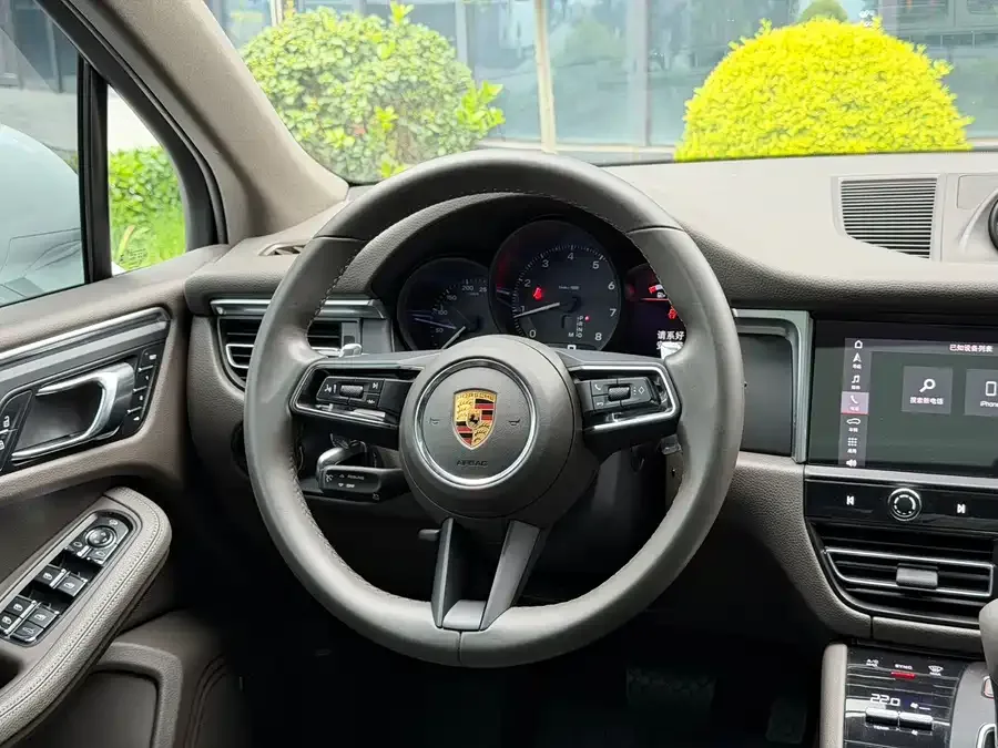 Porsche Macan Macan 2022 Macan 2.0T 2022 — миниатюра 3