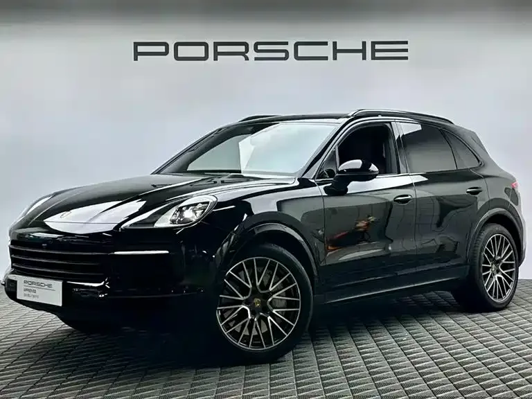 Porsche Cayenne 2022