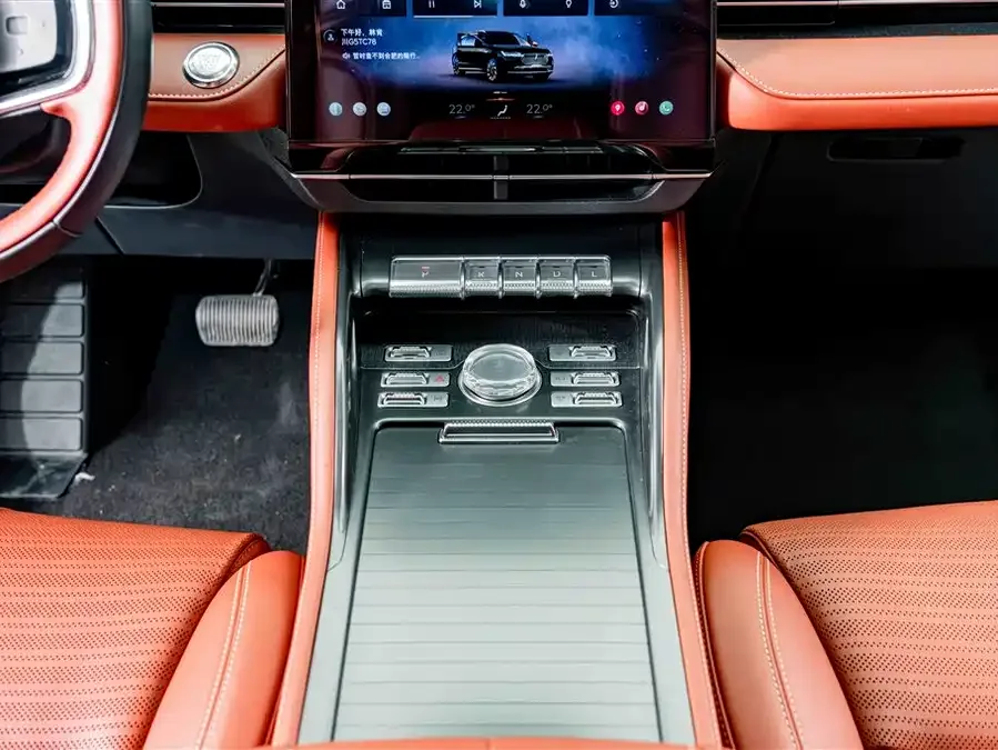 Lincoln Navigator Navigator 2023 2.0T 4WD Premium Edition 2024 — миниатюра 4