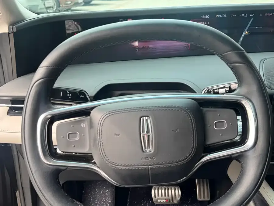 Lincoln Navigator Navigator 2025 2.0T 4WD Premium Edition 2025 — миниатюра 3