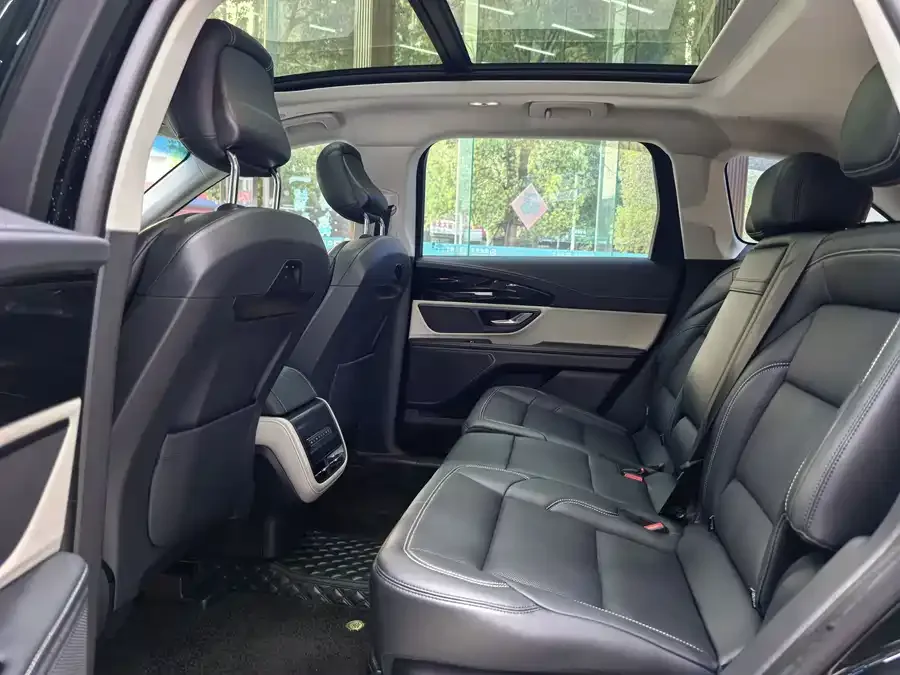 Lincoln Navigator Navigator 2023 2.0T 4WD Premium Edition 2024 — миниатюра 3
