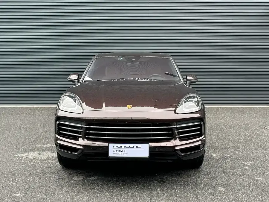 Porsche Cayenne 2022