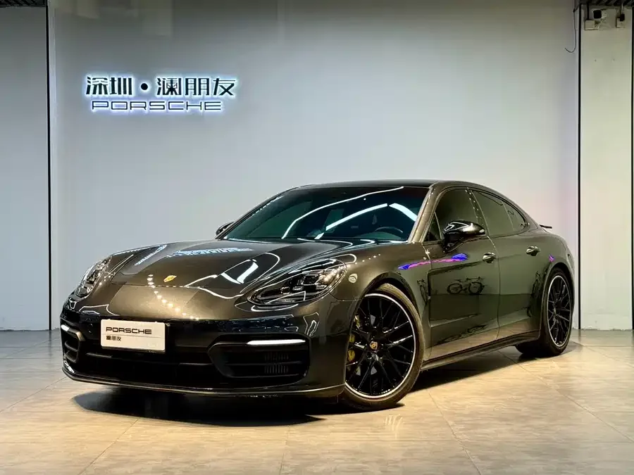 Porsche Panamera 2022