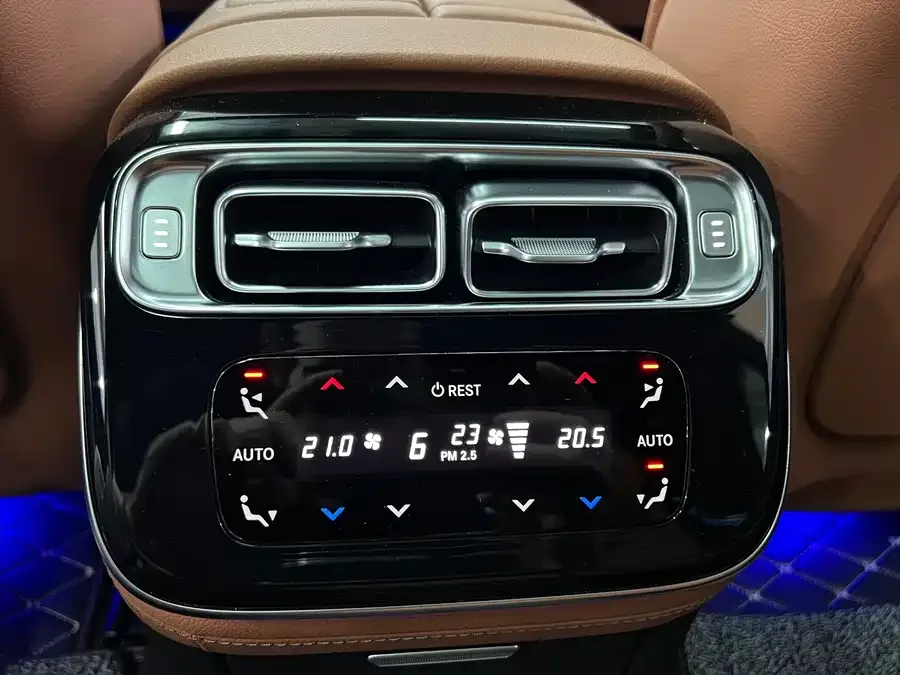 Mercedes-Benz S-Класс Mercedes-Benz S-Class 2023 S 400 L Luxury Edition 2024 — миниатюра 5