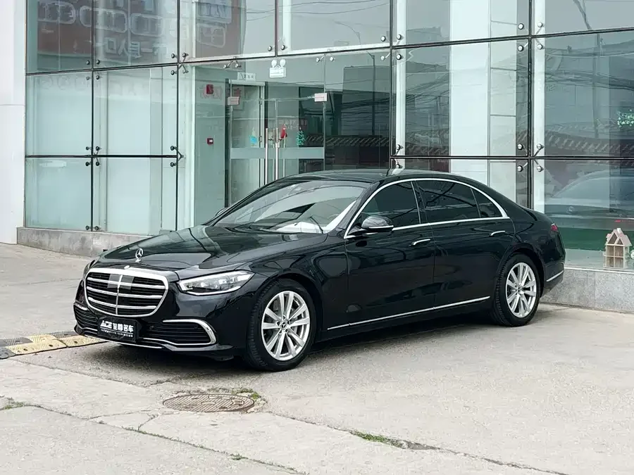 Mercedes-Benz S-Класс 2022