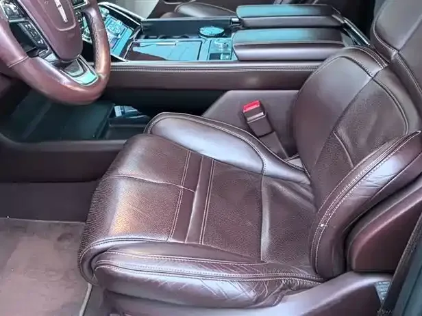 Lincoln Navigator Navigator 2020 3.5T President Series 2022 — миниатюра 3