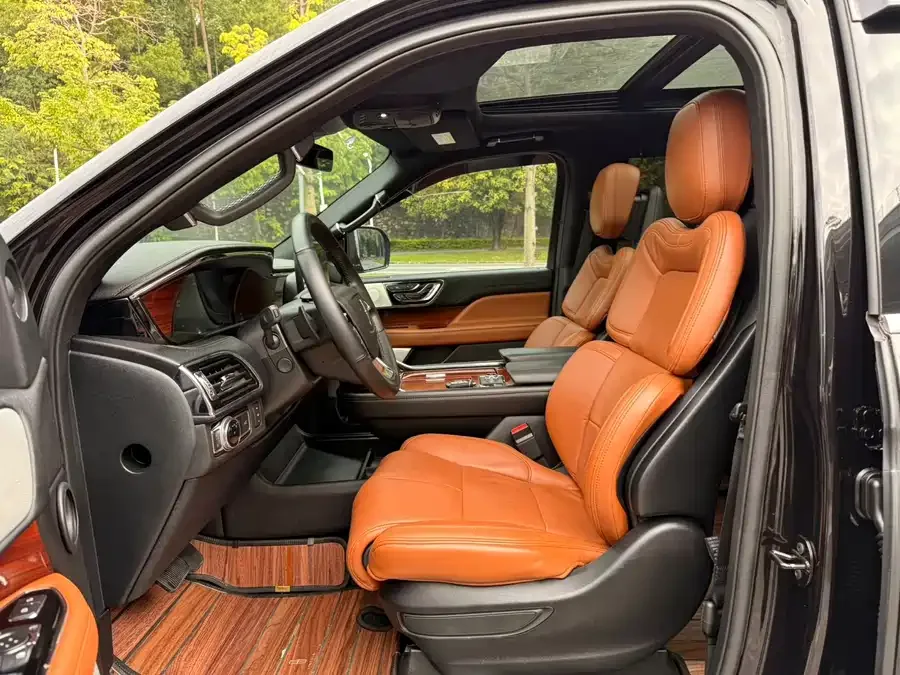 Lincoln Navigator Navigator 2020 3.5T Zunyao Edition 2022 — миниатюра 3