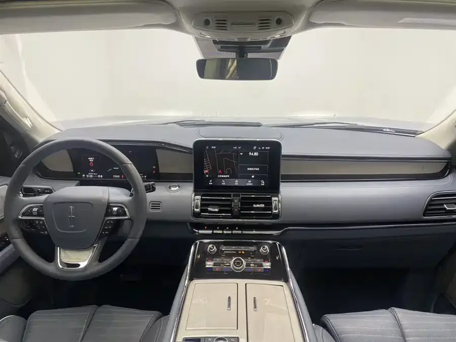 Lincoln Navigator Navigator 2020 3.5T President Series 2023 — миниатюра 4