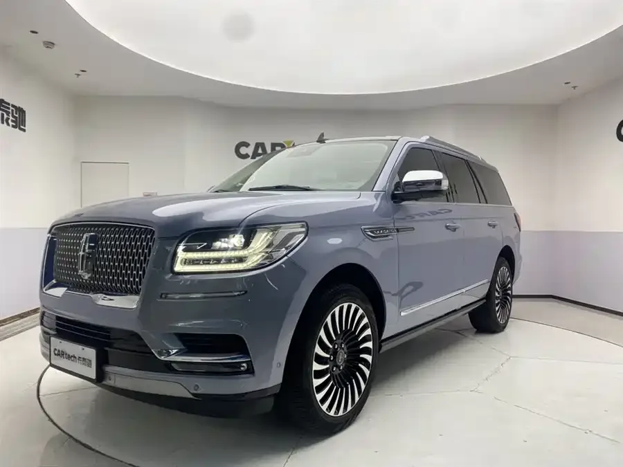 Lincoln Navigator 2023