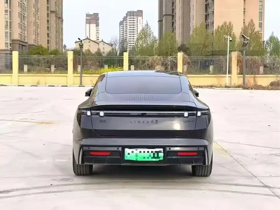 Lynk & Co 10 Lynk & Co 10 2025 120 AWD Ultra H5 2026 — миниатюра 5