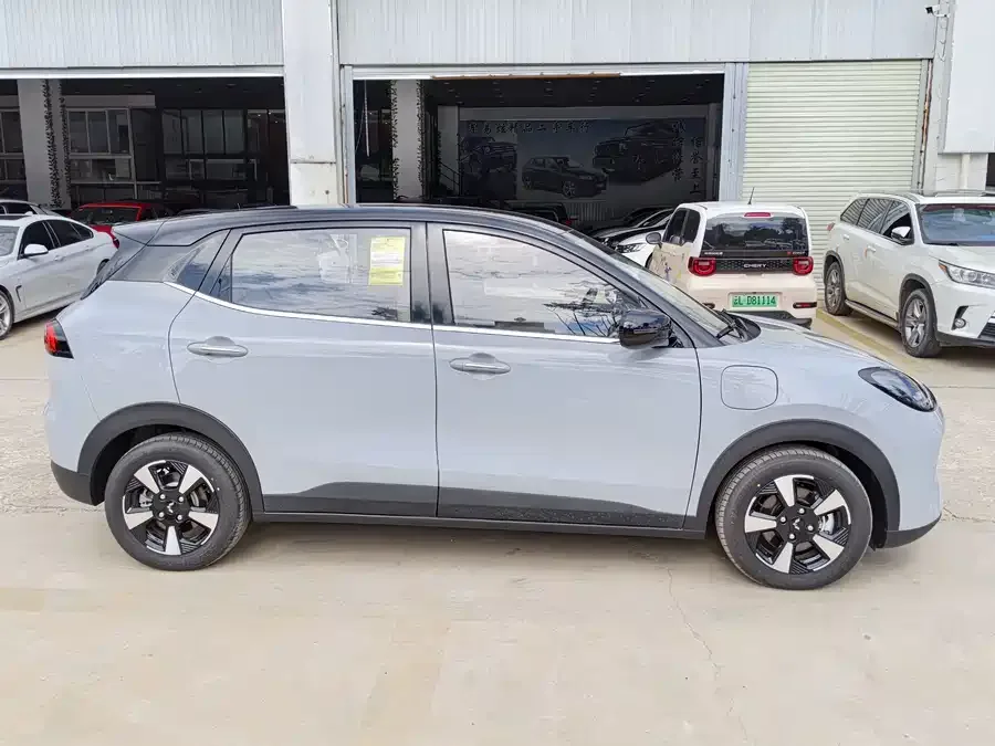 Wuling Bingo PLUS Wuling Bingo PLUS 2024 510km Five-seat Edition 2025 — миниатюра 4