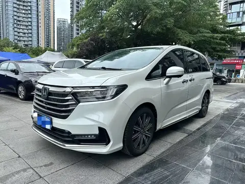 Honda Odyssey 2023 buy in Moscow