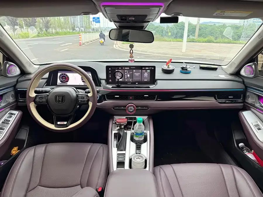 Honda Inspire Insignia 2025 260TURBO Elite Edition 2025 — миниатюра 2