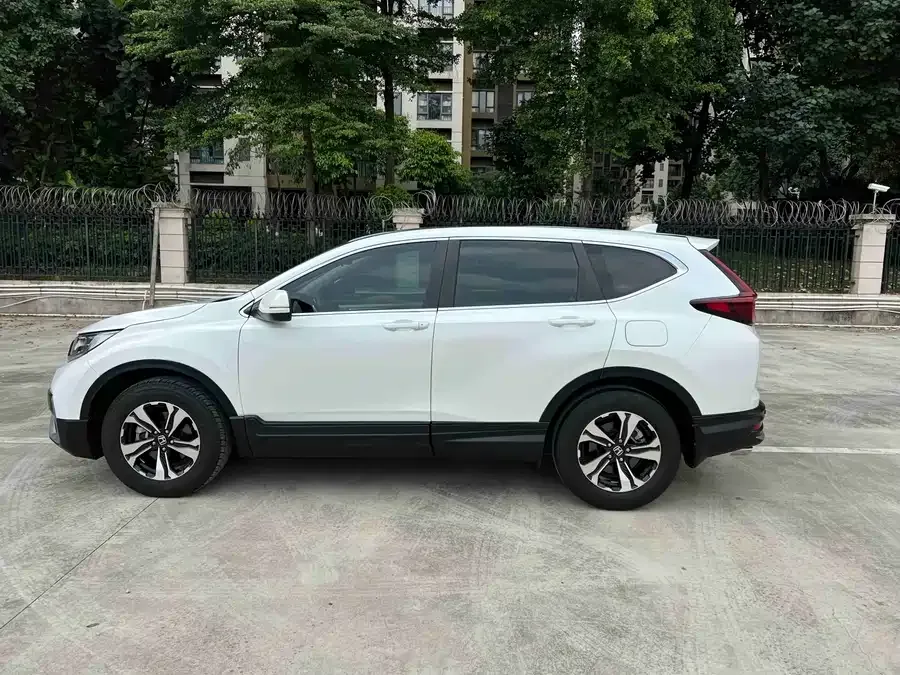 Honda CR-V 2021 240TURBO CVT 2WD Fashion Edition 2022 — миниатюра 4