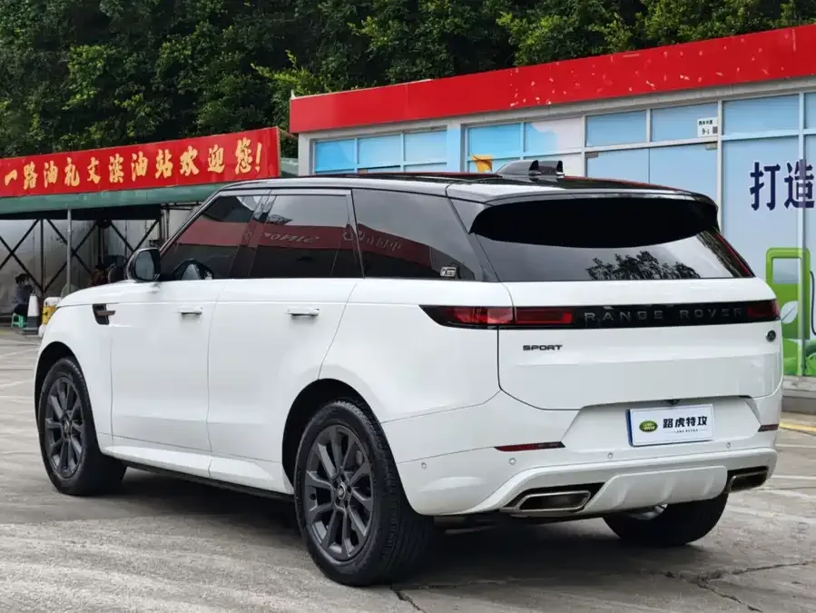 Land Rover Range Rover Sport Range Rover Sport 2023 400PS Dynamic SE 2023 — миниатюра 4