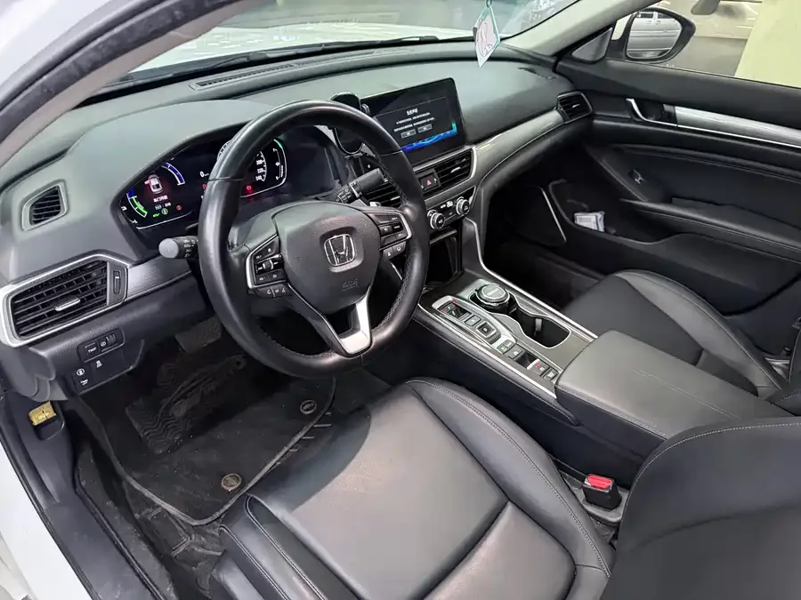 Honda Accord 2022 Accord Hybrid 2.0L Sharp Edition 2022 — миниатюра 3