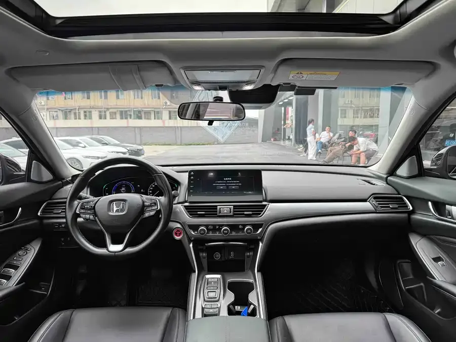 Honda Accord 2022 Accord Hybrid 2.0L Sharp Edition 2022 — миниатюра 2