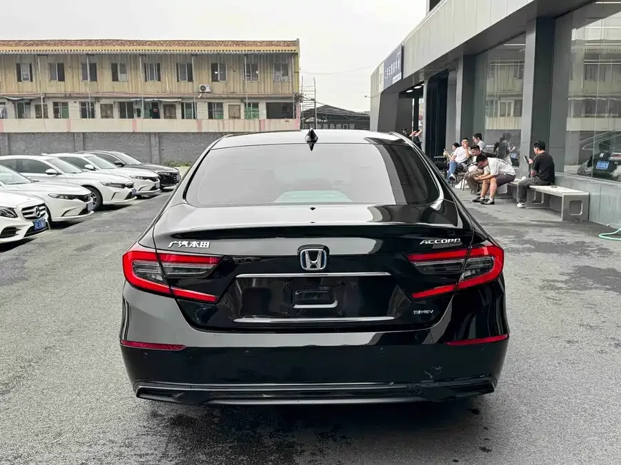 Honda Accord 2022 Accord Hybrid 2.0L Sharp Edition 2022 — миниатюра 5