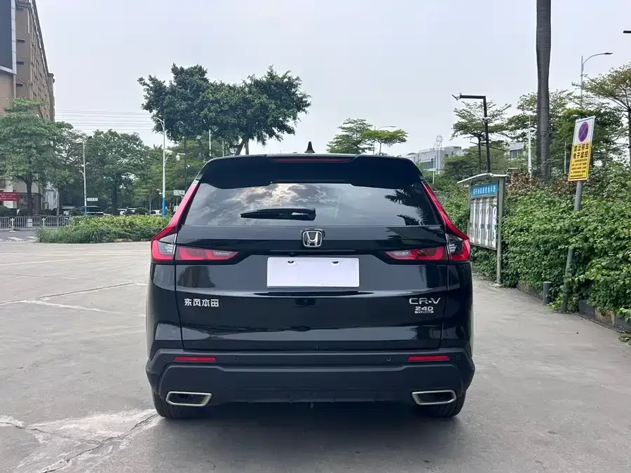 Honda CR-V 2023 240TURBO 2WD Front Edition 5 Seaters 2023 — миниатюра 2