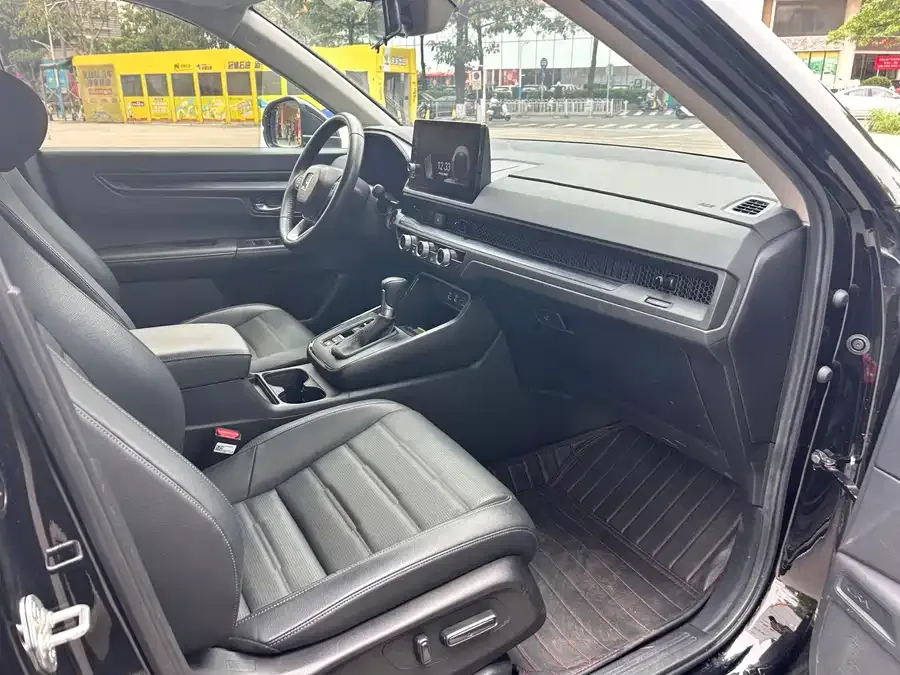 Honda CR-V 2023 240TURBO 2WD Front Edition 5 Seaters 2023 — миниатюра 3